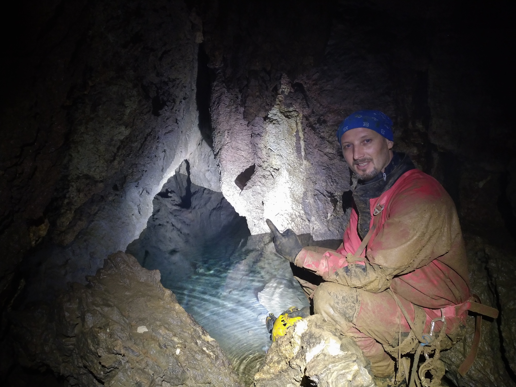 Avenul cu Trepți - Image 3